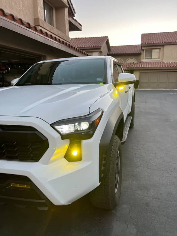 +2024 Tacoma Mirror ditch light Baja Designs S2