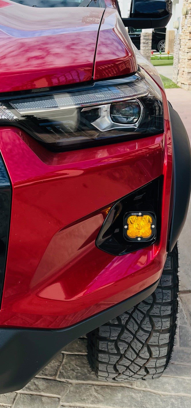 Conversión de faros antiniebla Colorado ZR2 2023 + Auxbeam XP Ultra Combo 9600 LM (negro mate)
