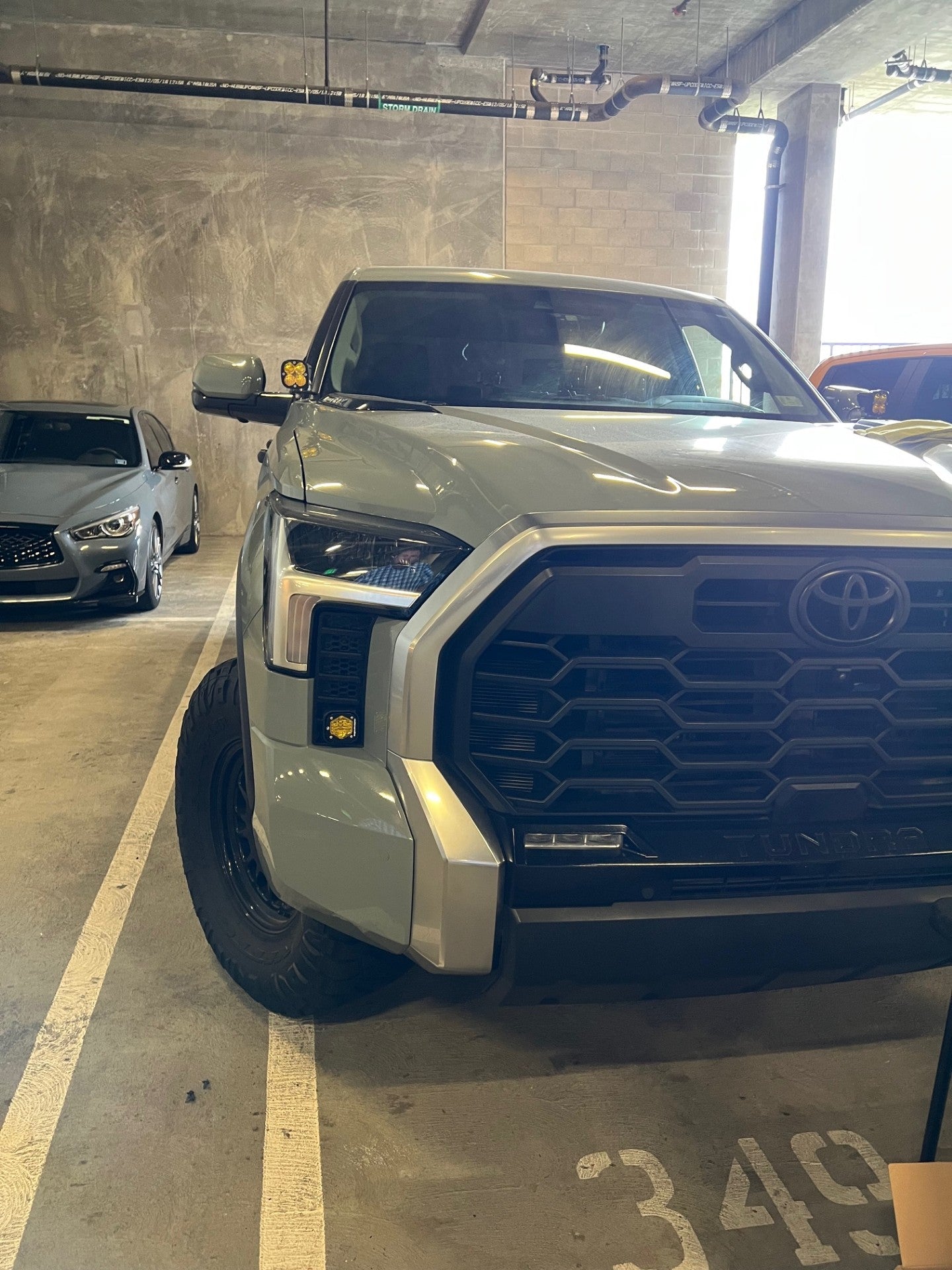 Cubierta de ventilación LED para Toyota Tundra 2022 (negro mate ASA) Baja Designs S1