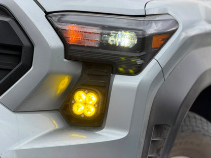 Cubierta de ventilación LED Hella de 2.7 pulgadas para Tacoma +2024 (negro mate)