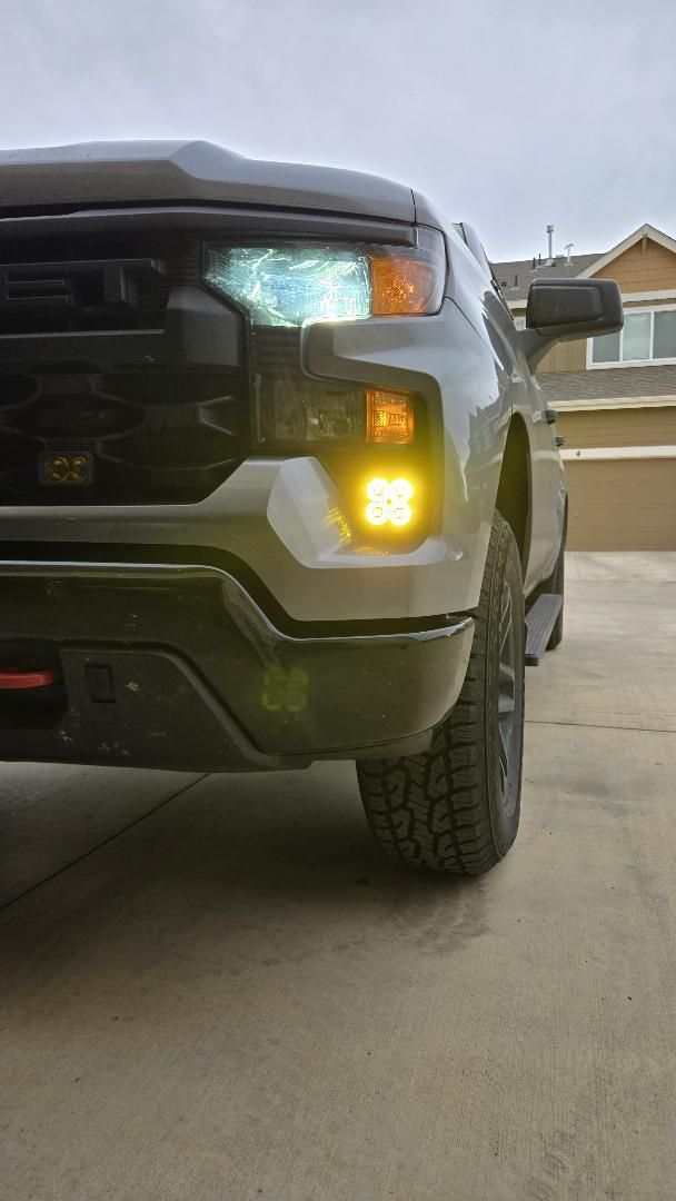 +2022 Silverado 1500 (NON LED Headlight) DDSS3 Led vent cover (ASA Matte Black)