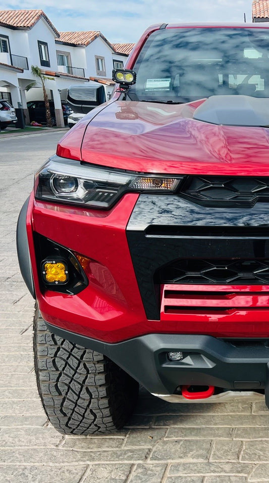 Conversión de faros antiniebla Colorado ZR2 2023 + Auxbeam XP Ultra Combo 9600 LM (negro brillante)