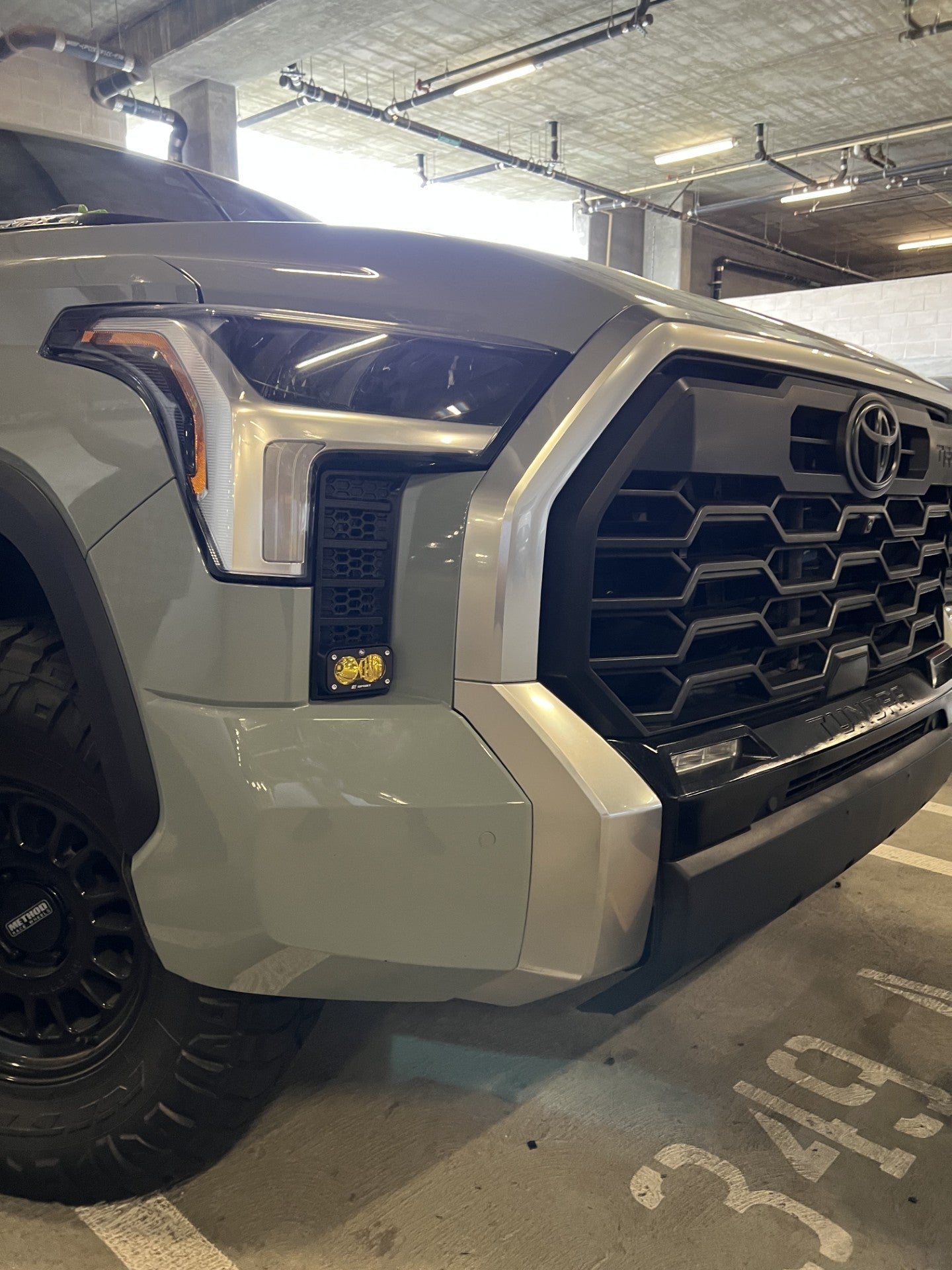 Cubierta de ventilación LED para Toyota Tundra 2022 (negro mate ASA) Baja Designs S2