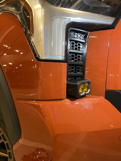 Cubierta de ventilación LED para Toyota Tundra 2022 (negro mate ASA) Baja Designs S1